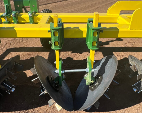 Root Rooter Stalk Puller